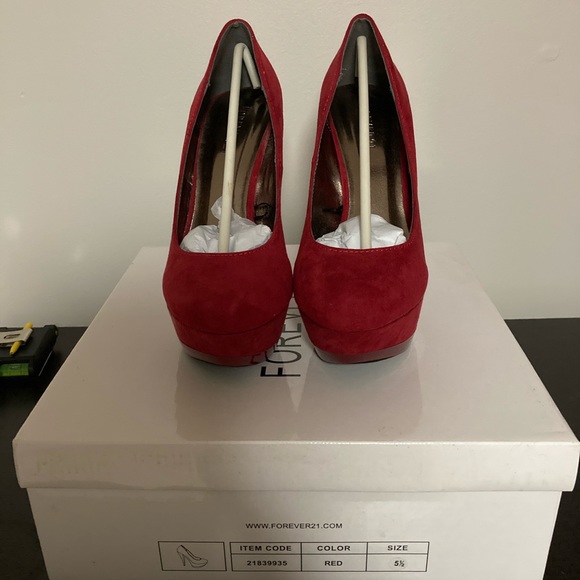 NWB Forever 21 Red Platform Stilettos - Picture 1 of 5